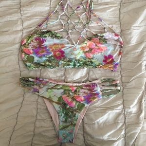 San Lorenzo High Neck Interlace Top and Bottom